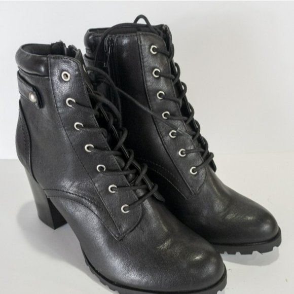 Style & Co. Cassyn Leather Closed Toe Ankle Boots Black -8 - Picture 2 of 3